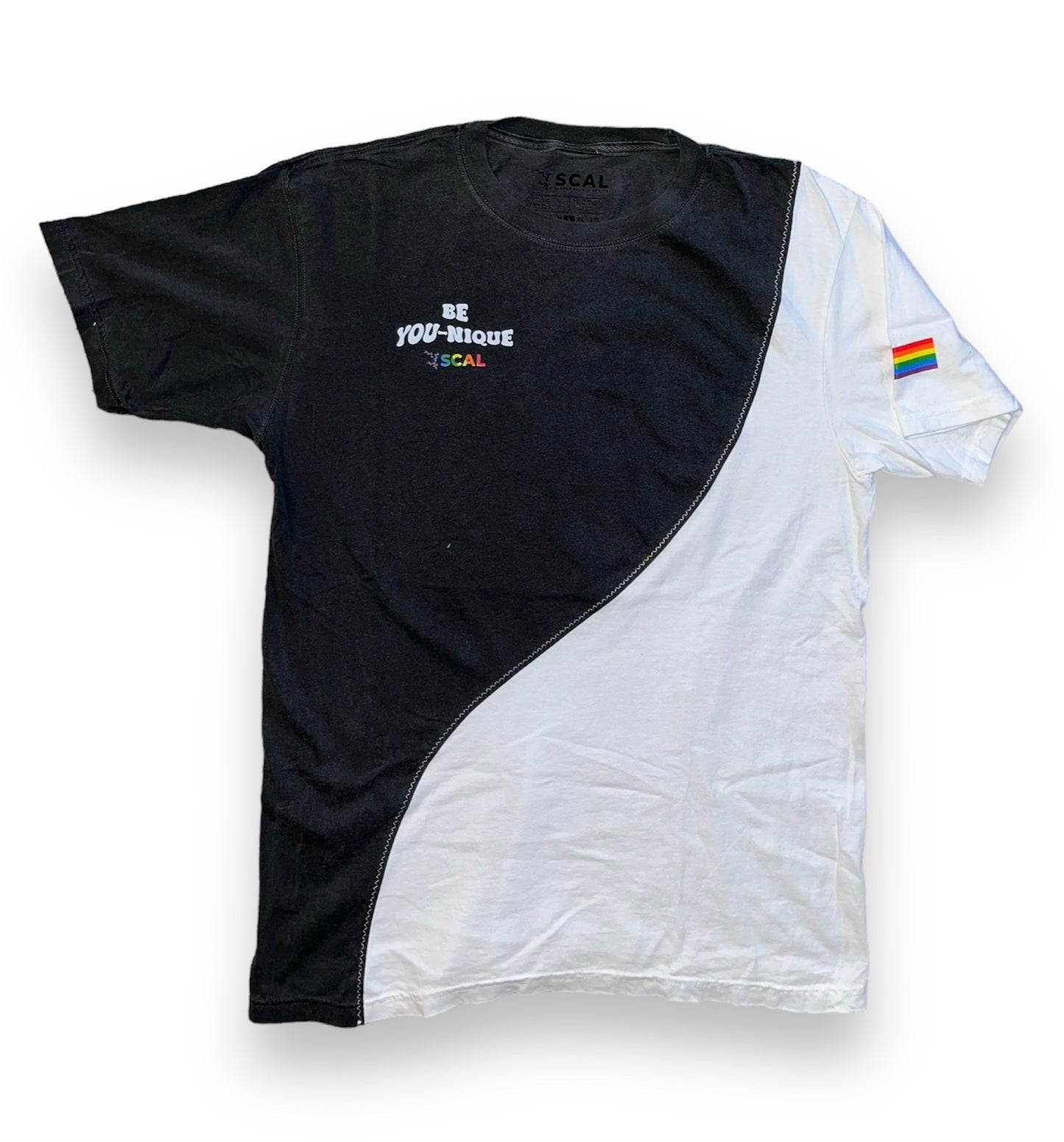 LARGE Grey Snowy Boulder T-Shirt