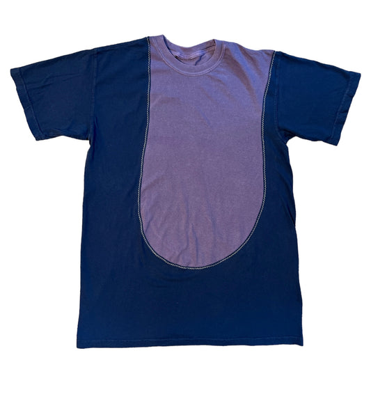 This Dark blue and purple 2-tone shirt is a perfect sustainable alternative to your average t-shirt. Picture yourself in this incredibly cool tee that will make you stand out in a crowd. The unique design of this tee combines two amazing colors to create a visually striking and stylish look. With its eye-catching color combination, this tee is perfect for those who want to make a bold fashion statement.